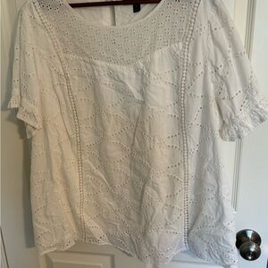 Lane Bryant Eyelit Top with Flutter Sleeves ~ Size: 20 ~ Color: White~ Like New